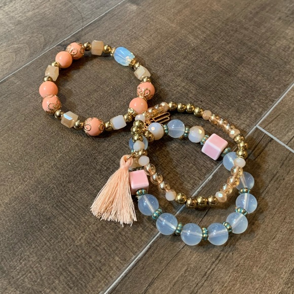 NWOT Beaded Tassel Bracelet Set of 3 - Picture 9 of 11